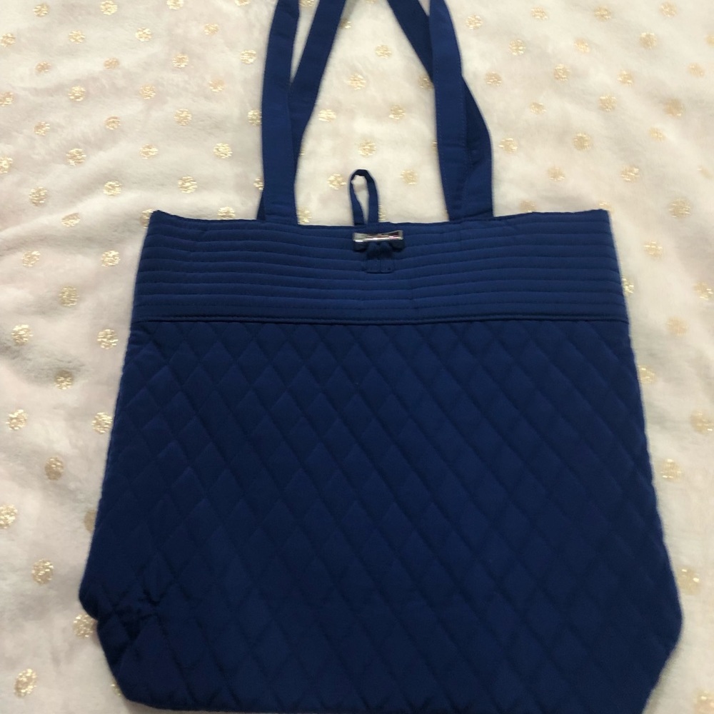 Navy Blue Vera Bradley tote.